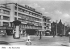 W 1928 roku, na miejscu dawnego budynku Straży Miejskiej przy al. Niepodległości wzniesiono budynek "Ufa Palast", w którym znajdowało się m.in. kino na 1000 osób, oraz kawiarnia. Teraz siedziba Domu Towarowego "Centrum". (1941 r.)
