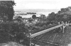 Istniejący do dzisiaj most na Golęcinie. Na drugim planie Odra i jezioro Dąbie (1932 r.)